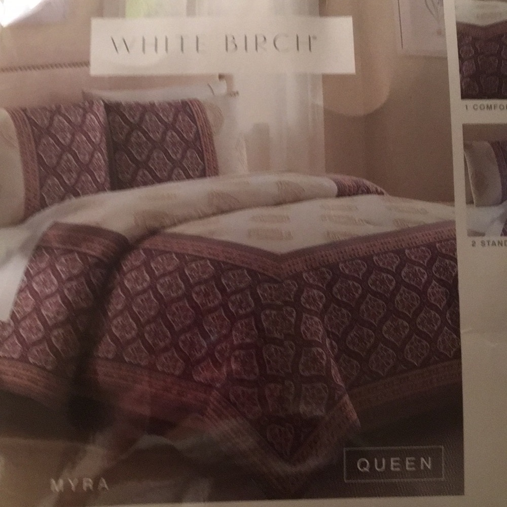 Queen Comforter Set
